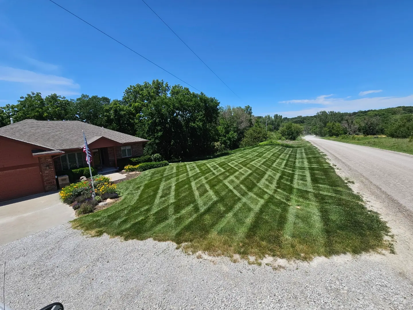 Lawn care work by Buthe's Turf